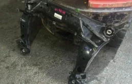 Подрамник Audi A4B6 8E0399313BD, передний
