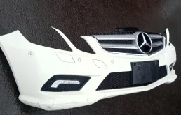 Бампер Mercedes-Benz E A2078852725 C207, передний