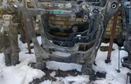 Подрамник ДВС Toyota Camry 5110033030 SXV20, передний
