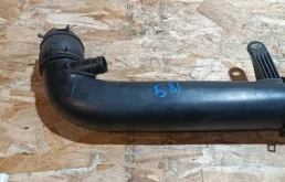 Патрубок Volkswagen Passat 2015 365