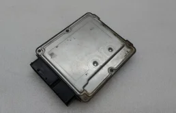 Блок управления двигателем для Audi Q7 2009 года на фотографиях