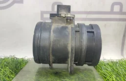 Датчик массового расхода воздуха для Volkswagen Passat 2014 года на фотографиях