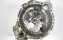 КПП механическая (МКПП) 5-ступенчатая AV6R7002BG Ford Focus 3 1.6 Бензин