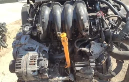 Двигатель BFQ Volkswagen Golf 5 1.6 Бензин