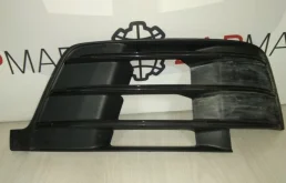 Решетка ПТФ левая для Audi Q7 на фотографиях