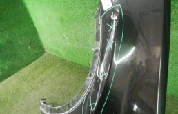 Крыло левое для Toyota RAV4 2016 года на фотографиях