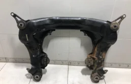 Балка подмоторная передняя Audi A6 C5 4B2 AFB 2.5