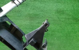 Усилитель переднего бампера для Mercedes-Benz CLA class 2018 года на фотографиях