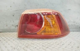 ФОНАРЬ MITSUBISHI ПРАВЫЙ 8330A556  KE777