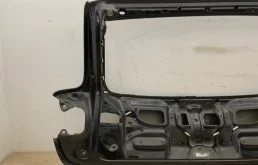 Дверь багажника для Audi Q7 2008 года на фотографиях