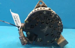 Генератор для Volvo C30 2007 года на фотографиях