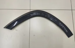 Накладка на крыло передняя левая Mercedes-Benz