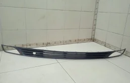 Решетка в бампер передняя Hyundai Starex