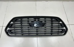 Решетка радиатора Ford Transit 8