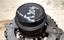 Генератор для Toyota RAV4 2011 года на фотографиях