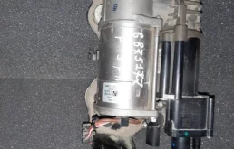 Компрессор пневмоподвески задний для BMW X6 2015 года на фотографиях