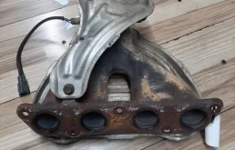 Выпускной коллектор для Toyota RAV4 на фотографиях