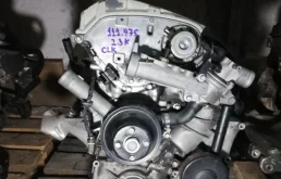 Двигатель без навесного для Mercedes-Benz CLK class 2001 года на фотографиях