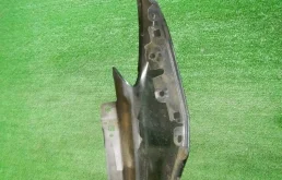 Крылья для BMW 7er 2021 года на фотографиях