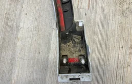 Расширитель арок передний правый для Audi Q3 2013 года на фотографиях