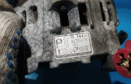 Генератор для Subaru Forester на фотографиях