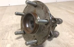 Ступица колеса задняя левая для Mitsubishi ASX на фотографиях