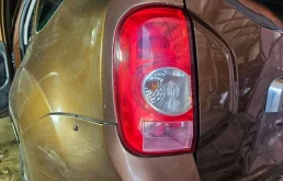 Левый фонарь на Renault Duster 1
