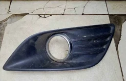 Решетка бампера Ford Focus 2008-2011