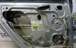 Дверь Peugeot 307 2001-2008