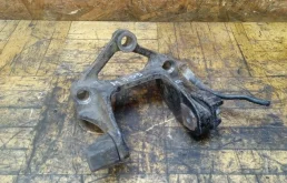 Кронштейн кпп Mazda 6 2007-2012 GH