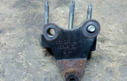 Кронштейн двигателя Ford Transit 2006-2013
