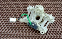 Датчик угла поворота рулевого колеса Mazda CX-7 2007-2012