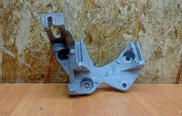 Кронштейн генератора Renault Duster 2010-2021