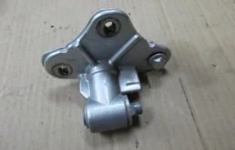 петля нижняя задней левой двери (A 251 730 05 37) для Mercedes-Benz GL class X164 2006-2012