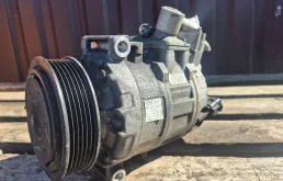 Компрессор кондиционера 1K0820859E Volkswagen Golf 6 1.4 Бензин