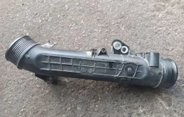 Патрубок интеркулера 31686412 Volvo S60 2 2.0 Дизель