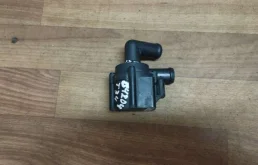 Насос антифриза дополнительный B4204T34 Volvo XC90 2 2.0 Гибрид