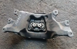 Кронштейн КПП 4F03992631 Audi A6 C6 (S6,RS6) 3.2 Бензин