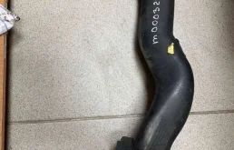 Патрубок интеркулера 1K0145770AK Volkswagen Golf 6 1.4 Бензин