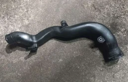 Патрубок интеркулера 1K0145770AK Volkswagen Passat B7 1.4 Бензин