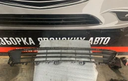 Решетка бампера Mazda 6 2014 GHP9501T1 GJ 2.5, передняя