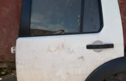 Дверь Land Rover Discovery 2009-2016 BFA780190, задняя левая