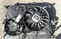 Кассета радиаторов Audi Q7 7L0121253A 3.0 DIZEL