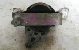 Подушка двигателя Mazda 3 2009-2012 BP4K39060 BL 1.6, правая