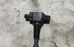 Катушка зажигания Mazda 3 2003-2009 ZJ2018100 BL 1.6