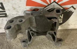 Подушка двигателя Mazda 6 KD4739060B GJ 2.5, правая