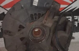 Кулак поворотный Toyota Camry 43502AA011 50/55 3.5, передний левый