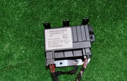 Блок управления топливным насосом Mercedes-Benz Sprinter A0009003101 W906 2.2