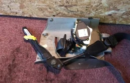 Ремень безопасности передний правый для Opel Astra на фотографиях