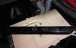 накладка двери задней левой Audi A4 B7  2006